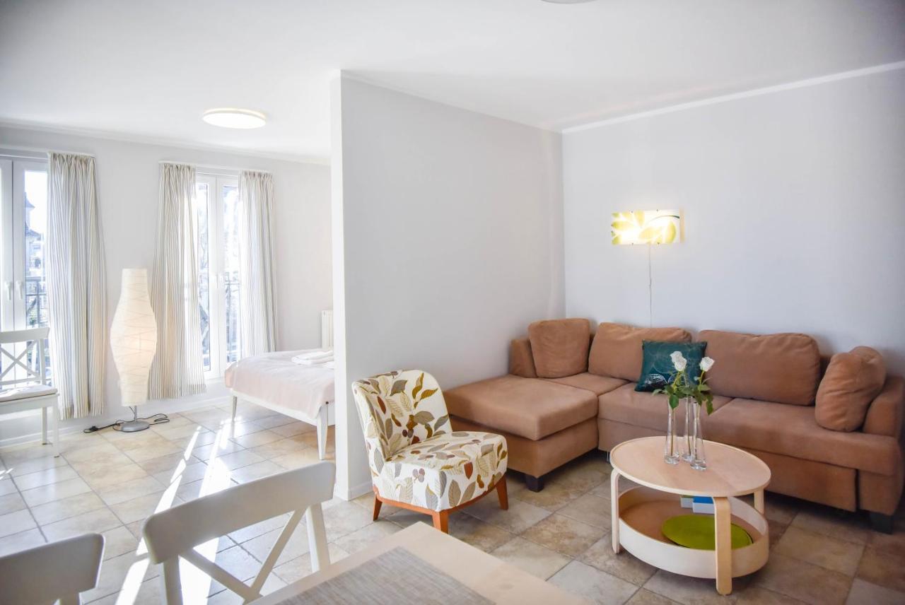 Apartamenty Promenada Z Tarasem I Parkingiem - Apartamenty Na Wyspie Świnoujście Exteriör bild