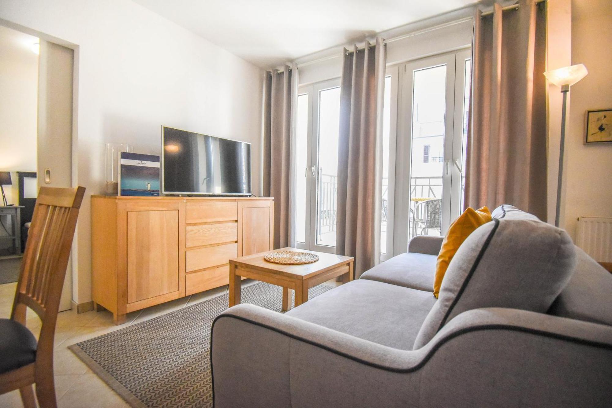 Apartamenty Promenada Z Tarasem I Parkingiem - Apartamenty Na Wyspie Świnoujście Exteriör bild