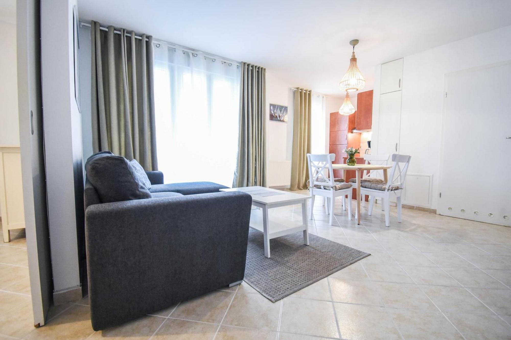 Apartamenty Promenada Z Tarasem I Parkingiem - Apartamenty Na Wyspie Świnoujście Exteriör bild