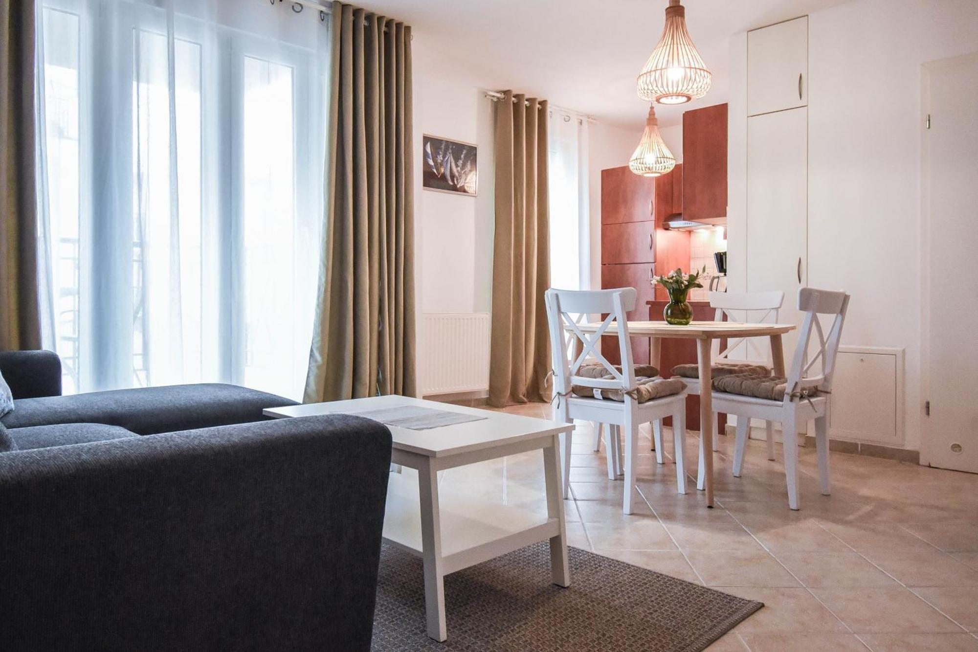 Apartamenty Promenada Z Tarasem I Parkingiem - Apartamenty Na Wyspie Świnoujście Exteriör bild